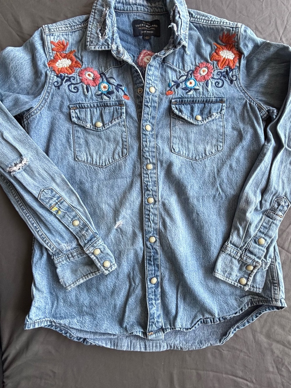 Lucky Brand Light Blue Denim Button-Front Shirt with Floral Embroidery